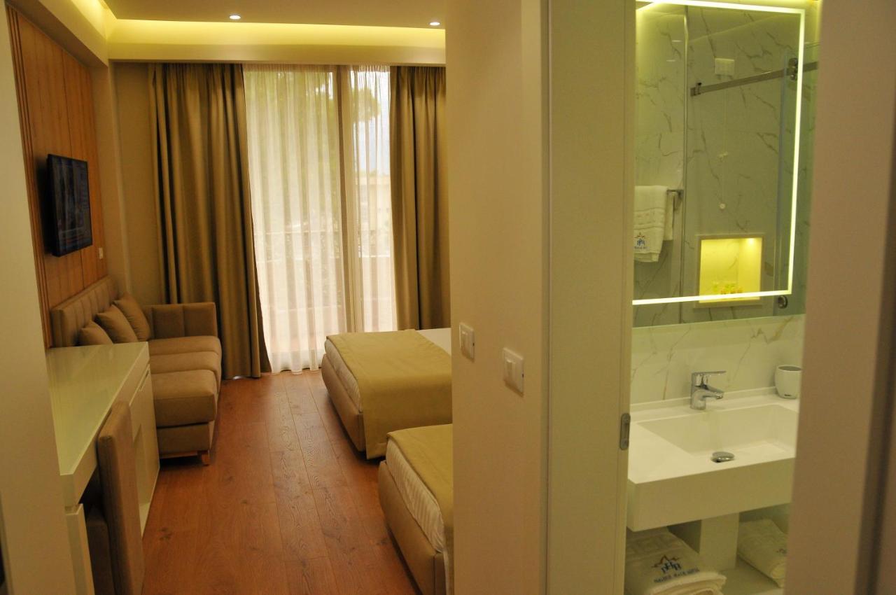 Paradise Beach Hotel Radhimë 部屋 写真