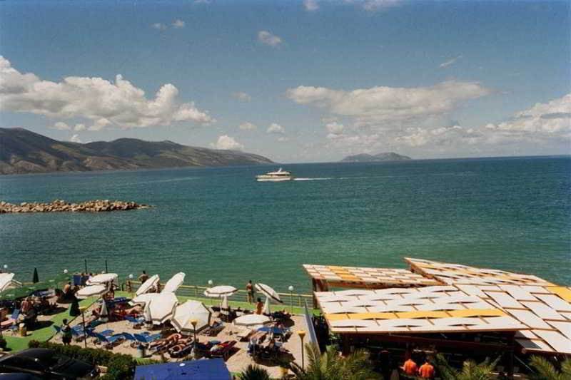 Paradise Beach Hotel Radhimë 設備 写真