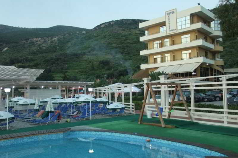 Paradise Beach Hotel Radhimë エクステリア 写真